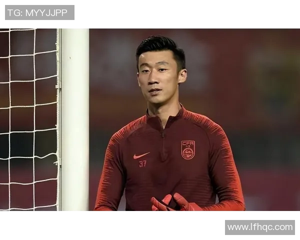 国足门将张鹭惊艳表现引领上海上港晋级亚冠八强，成为赛场新宠