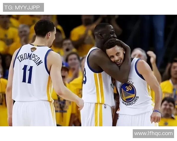 勇士队大胜湖人，取得三连胜——勇士王朝再度崛起的曙光